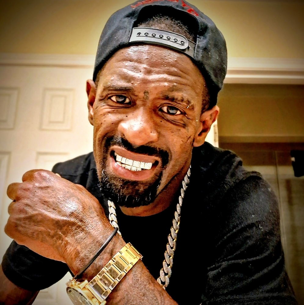 Meet your Posher, Reginald